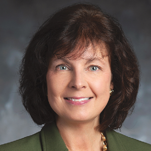 Laura Thompson Headshot