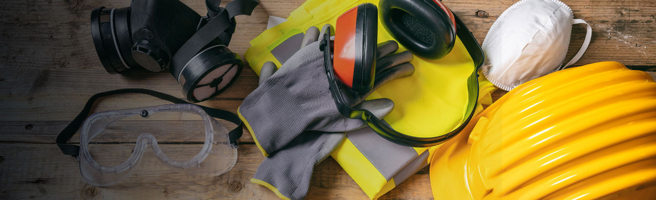 Safety Eye Hearing Clothing Hardhat Gloves Mask