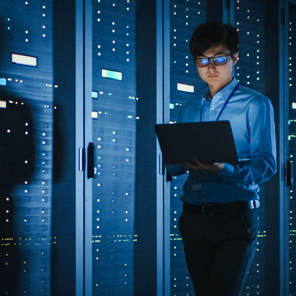 Hanwha Market Data Center Young Man on Laptop