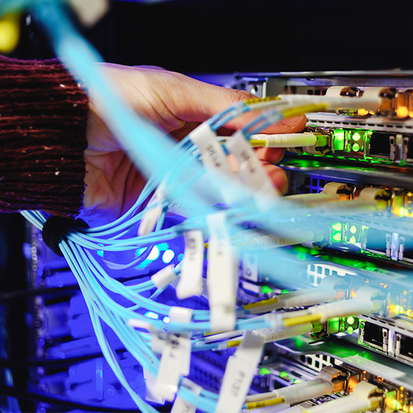 A Look at Cabling Best Practices for AI Data Centers