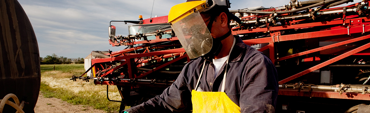 Industrial worker outdoor face shield