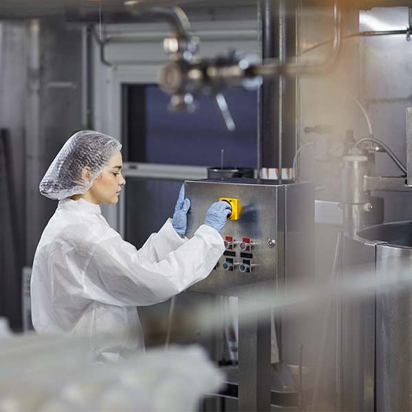 Food and beverage manufacturing worker
